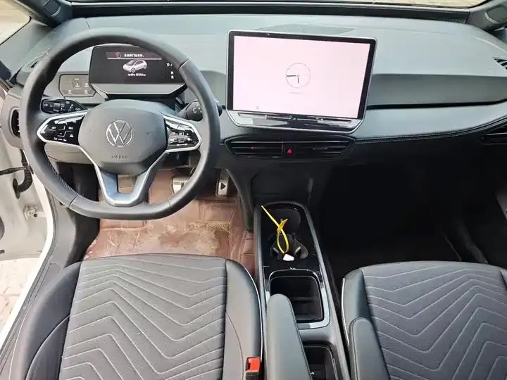 Volkswagen ID. 3 2025 Smart Premium Edition 4