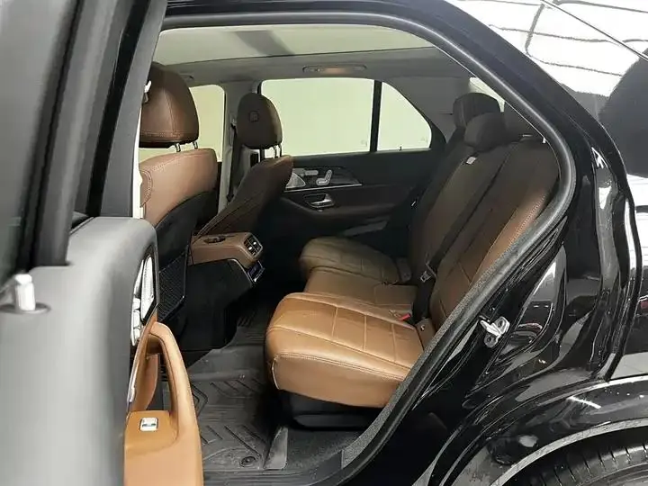Mercedes Benz GLE 2024 to GLE 350 4MATIC Fashion 12