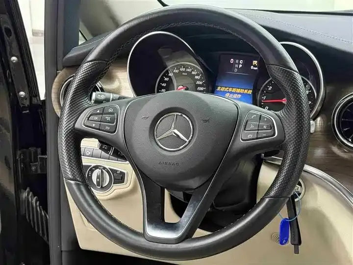 Mercedes Benz V-Class 2021V 260 L Long Wheelbase Deluxe Edition 12