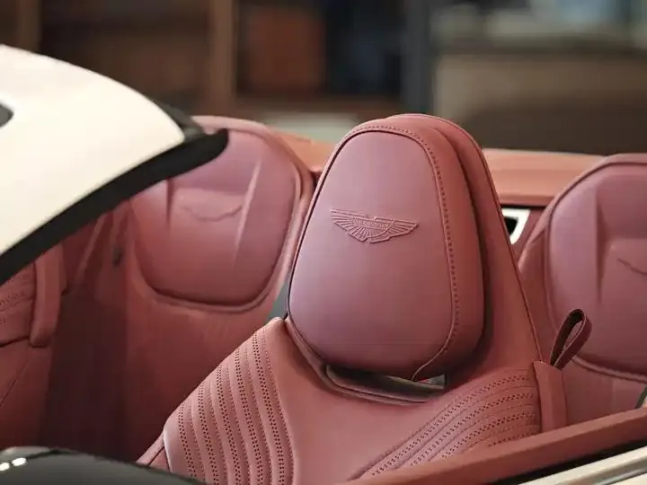 Aston Martin DB11 2023 4.0T V8 Volante 11
