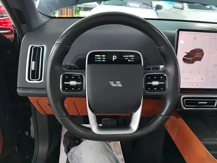 Li L8 2023 Pro 11