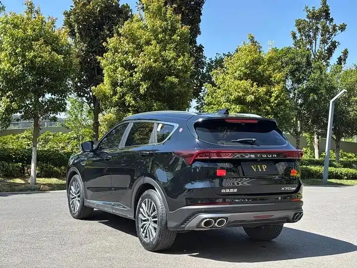Jetour X70 PLUS 2023 1.6T DCT Strong PRO 5 7