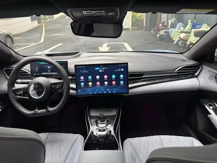Seal 2023 Champion Edition 700km Performance Edition 17