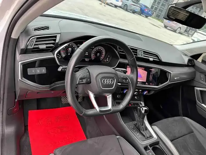 Audi Q3 2022 model 35 TFSI Fashion Dynamic Edition 12