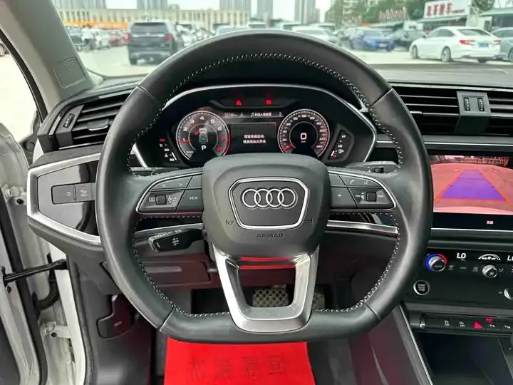 Audi Q3 2022 model 35 TFSI Fashion Dynamic Edition 14