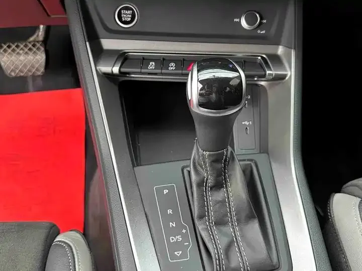 Audi Q3 2022 model 35 TFSI Fashion Dynamic Edition 17