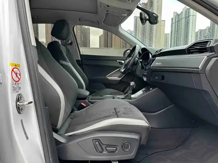 Audi Q3 2022 model 35 TFSI Fashion Dynamic Edition 18