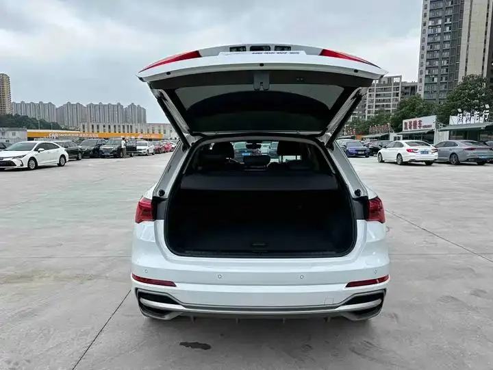 Audi Q3 2022 model 35 TFSI Fashion Dynamic Edition 21