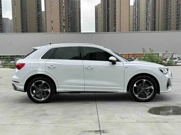 Audi Q3 2022 model 35 TFSI Fashion Dynamic Edition 8