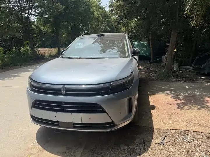 AITO M7 2022 1.5T 4WD Deluxe Edition - View 1