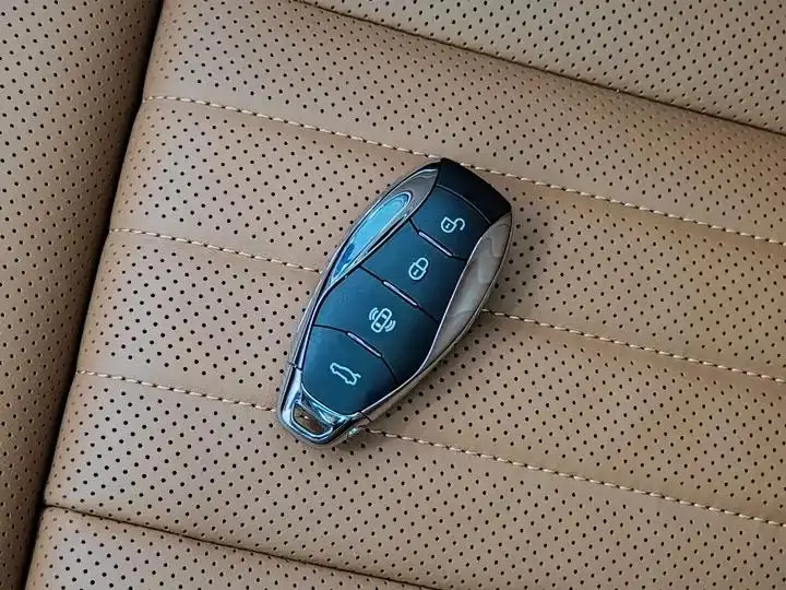 HongQi H9 2023 model 2.0T Intelligent Connected Flag Enjoyment Edition 19