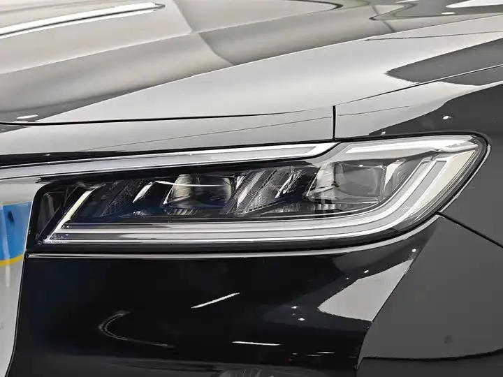 HongQi H9 2023 model 2.0T Intelligent Connected Flag Enjoyment Edition 9