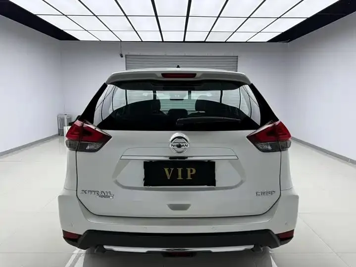 Qijun 2022 model changed to 2.0L two-wheel drive Zhilian comfortable version 4