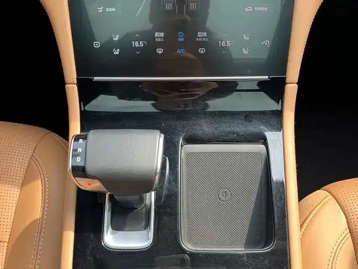 Li ONE 2021 Range-Extended 6-Seater Version 18