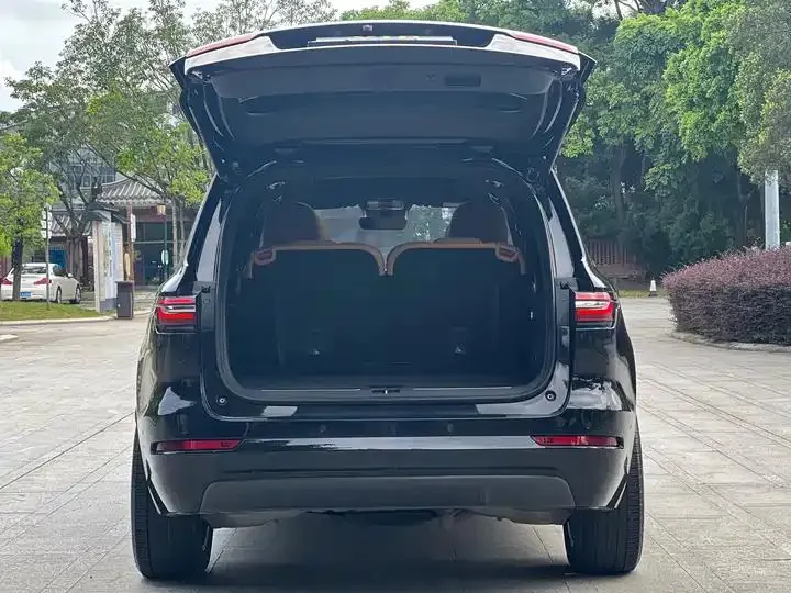 Li ONE 2021 Range-Extended 6-Seater Version 27