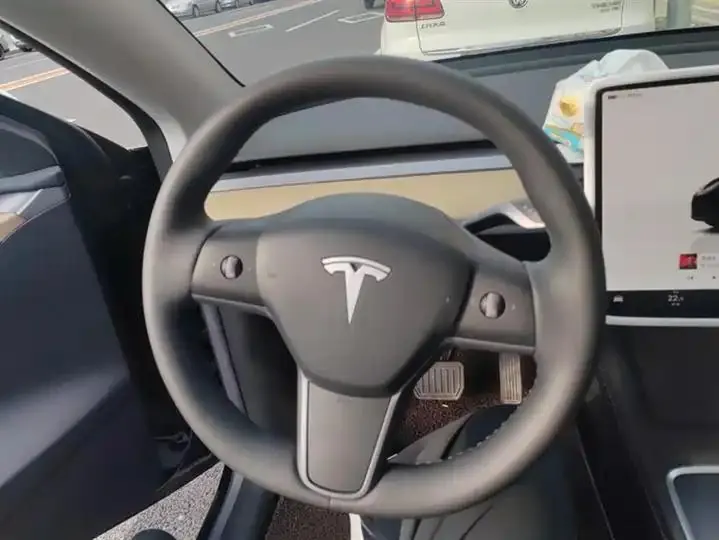 2022 Model Y Refreshed Long Range All-Wheel Drive Version 15