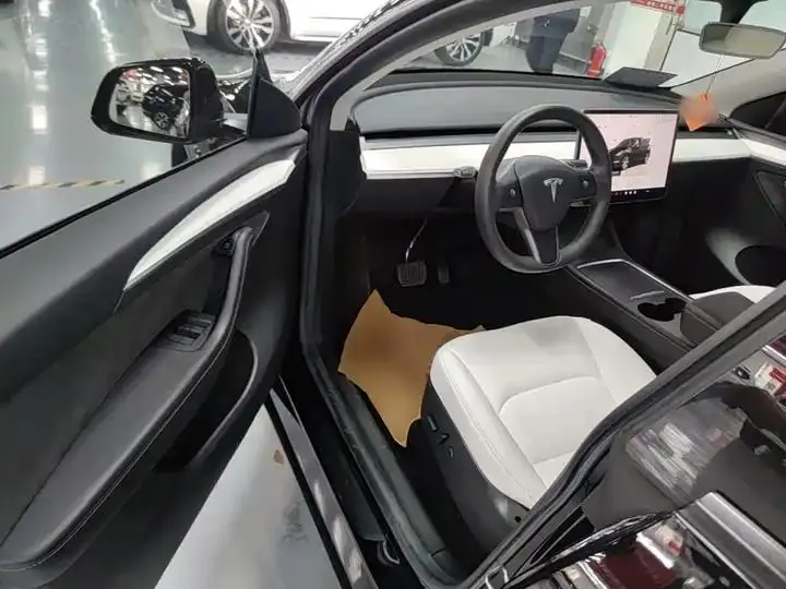 2022 Model Y Refreshed Rear-Wheel-Drive Version 12