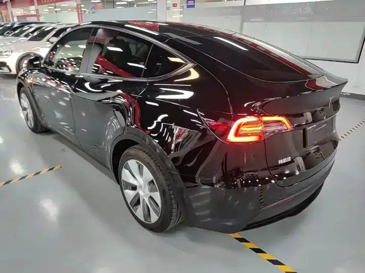 2022 Model Y Refreshed Rear-Wheel-Drive Version 23