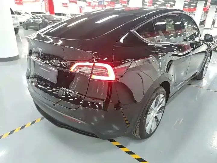 2022 Model Y Refreshed Rear-Wheel-Drive Version 5