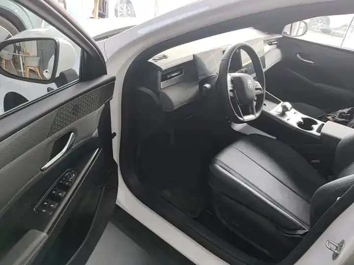 Qin PLUS 2025 DM-i Zhijia 55KM Exceed 16
