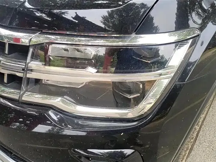 Touang 2021 330TSI Two-Drive Respect Deluxe Edition 5