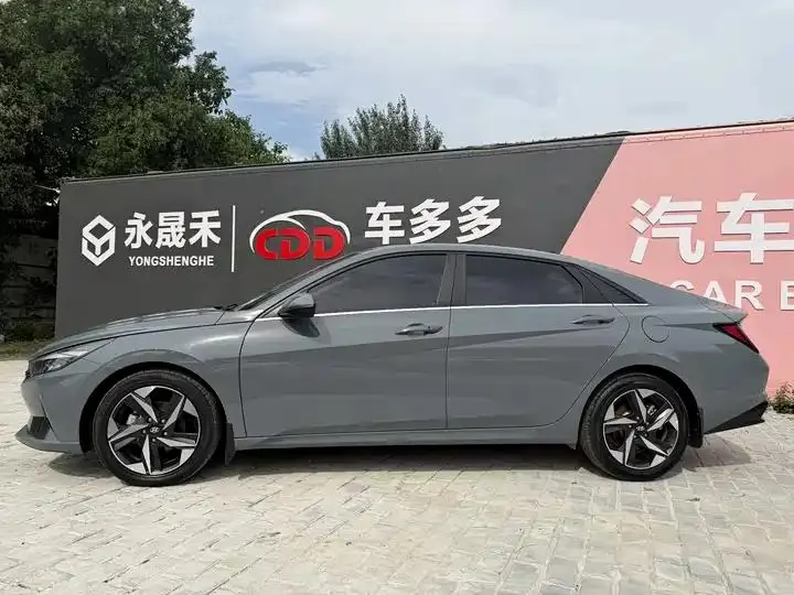 Elantra 2021 1.5L CVT Luxury Edition 7