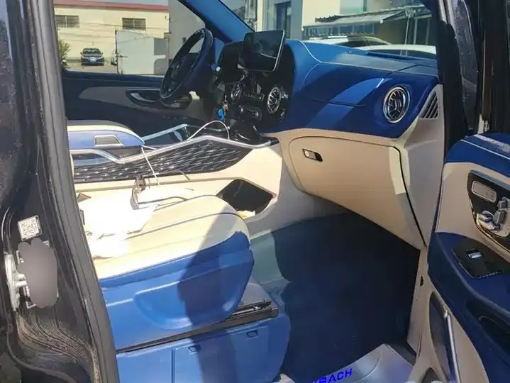 Vito 2023 2.0T Elite 7-Seater 8