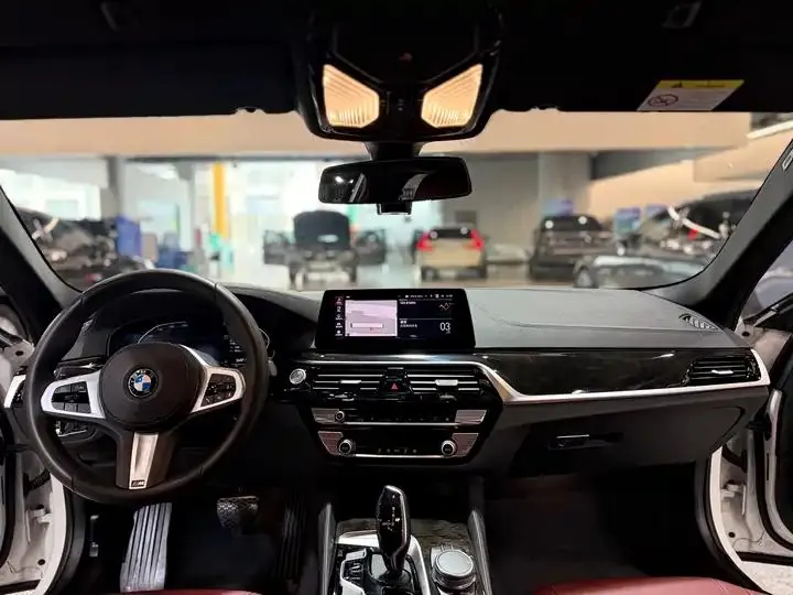 BMW 5 Series 2020 model 525Li M Sport Package 14