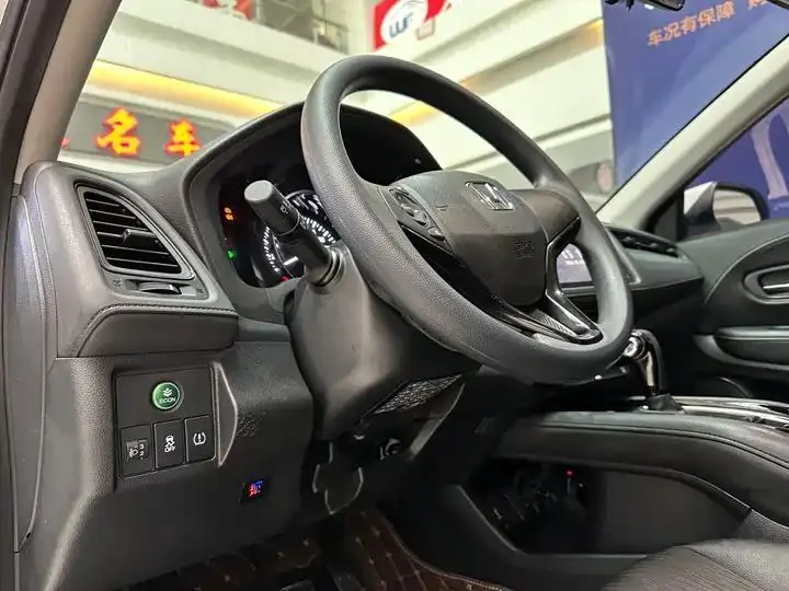 Vezel 2020 1.5L CVT Pioneer Edition 8