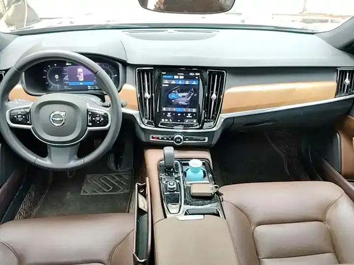 Volvo S90 plug-in hybrid 2024 plug-in hybrid four-wheel drive long endurance Zhiyi Deluxe Edition 10