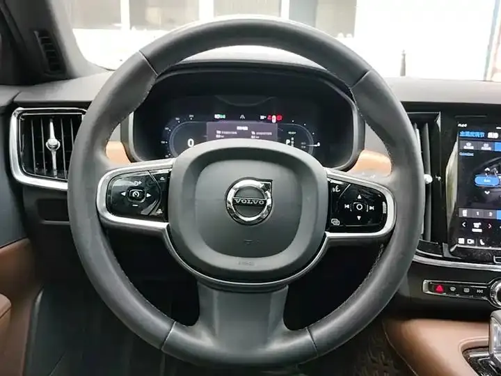 Volvo S90 plug-in hybrid 2024 plug-in hybrid four-wheel drive long endurance Zhiyi Deluxe Edition 11
