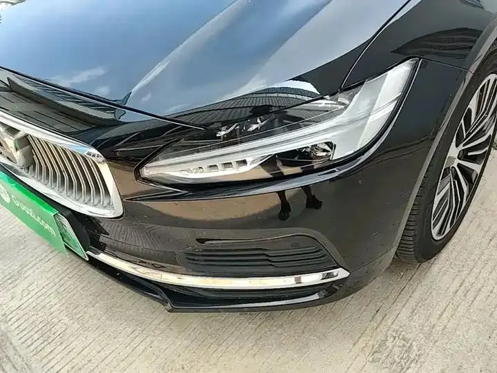 Volvo S90 plug-in hybrid 2024 plug-in hybrid four-wheel drive long endurance Zhiyi Deluxe Edition 24