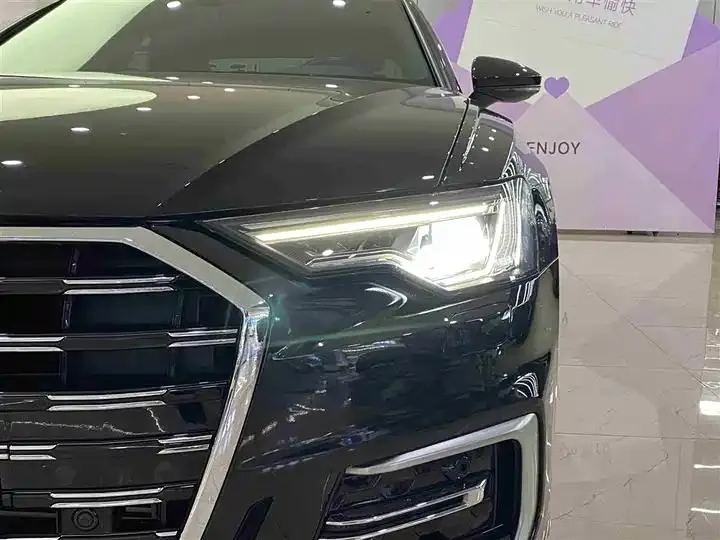 Audi A6L 2023 45 TFSI quattro Selected Dynamic Type 4