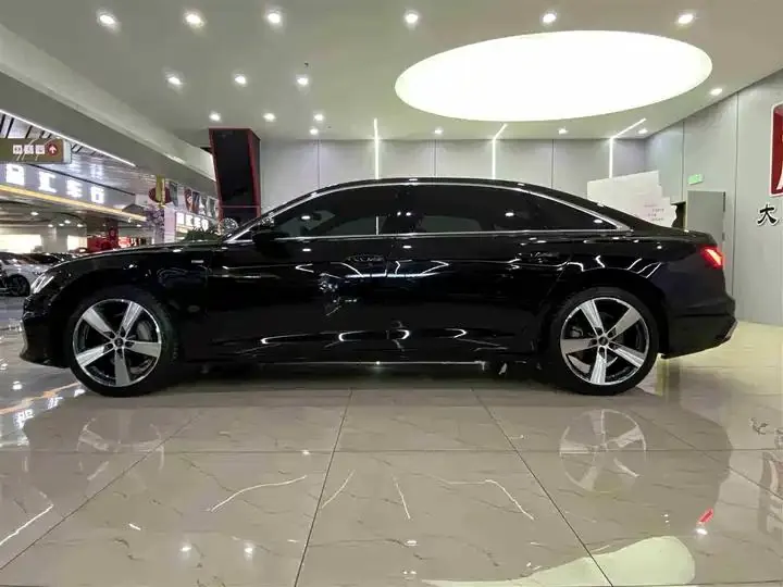 Audi A6L 2023 45 TFSI quattro Selected Dynamic Type 6