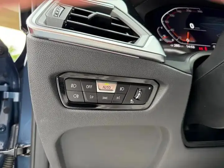 BMW 4 Series 2022 model 425i M Sport Package 19