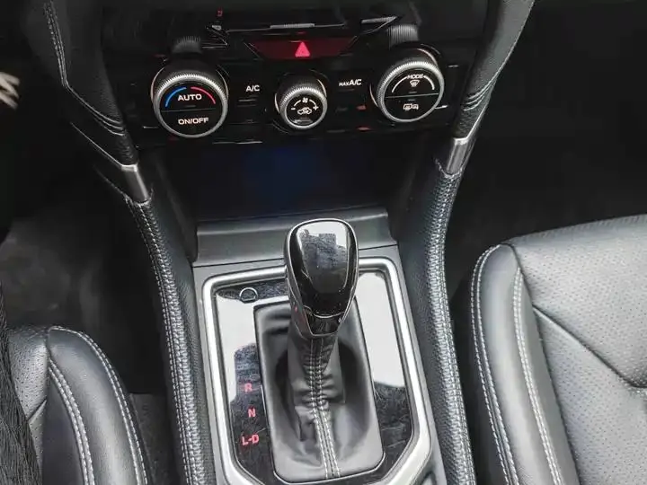 Forester 2022 2.0i AWD Deluxe Edition EyeSight 14
