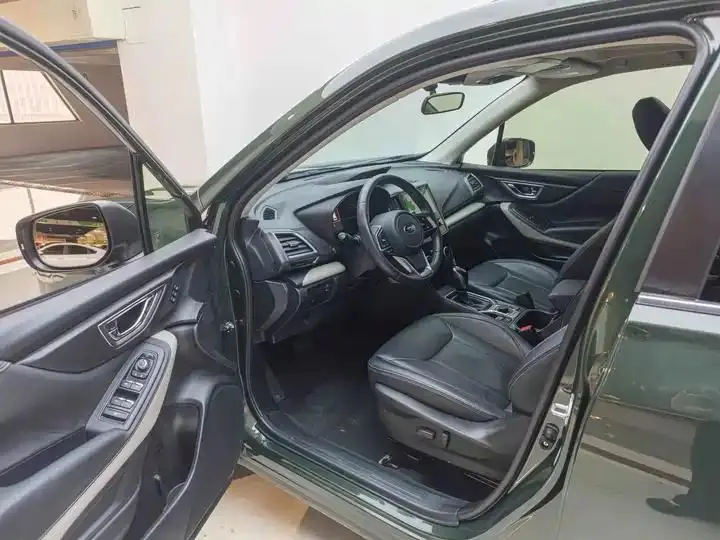 Forester 2022 2.0i AWD Deluxe Edition EyeSight 8