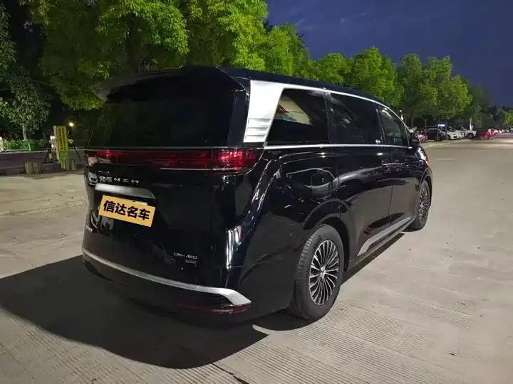 Denza D9 2025 DM-i Smart Driving Edition 1020 Four-wheel Drive Flagship 4