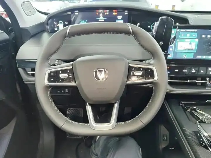 ChangAn UNI-K 2023 2.0T Two-Drive Pleasant Model 11