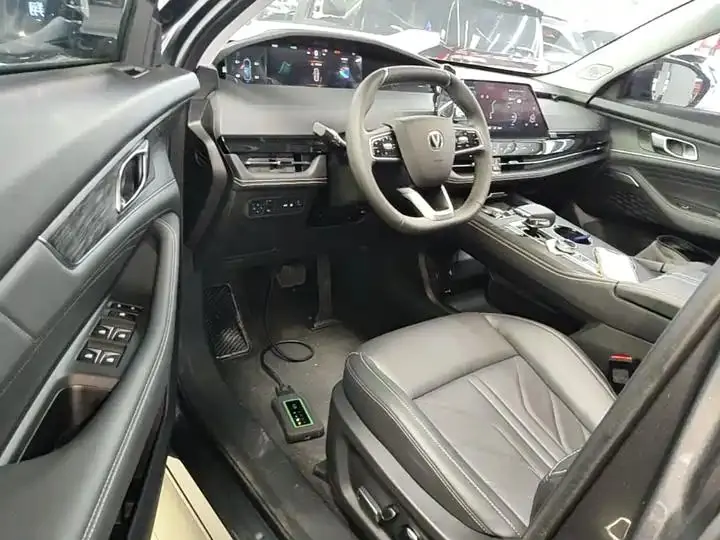 ChangAn UNI-K 2023 2.0T Two-Drive Pleasant Model 16