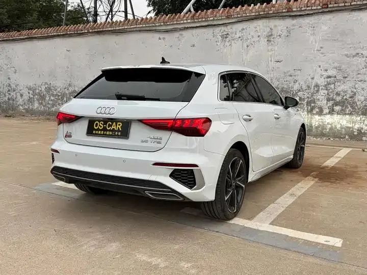 Audi A3 2021 model Sportback 35 TFSI Fashion Sport version 6