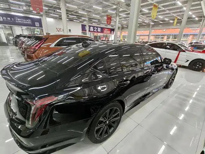 Cadillac CT5 2021 28T Platinum Sports 14
