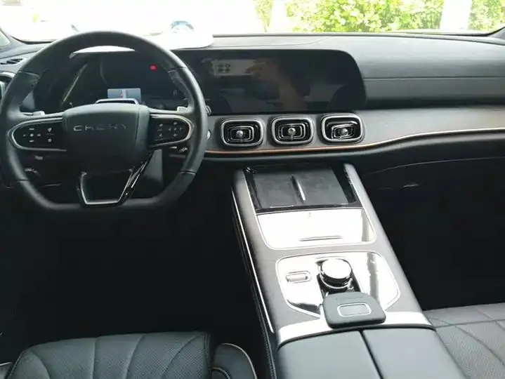 Ruihu 9 2023 2.0T Automatic Four-wheel Drive Flagship Edition 5 12