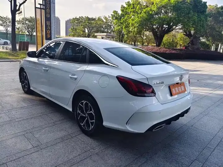 MG5 2023 180DVVT CVT Deluxe Edition 5