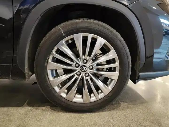 Highlander 2022 Dual Engine 2.5L 4-wheel Drive Premium Edition 7-seat 6