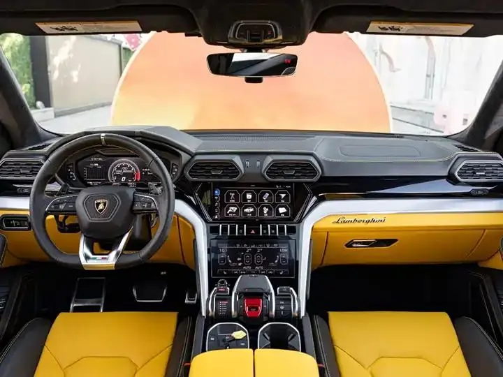 Urus 2021 4.0T V8 10