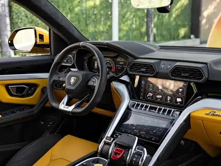 Urus 2021 4.0T V8 11