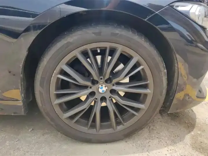 BMW 3 Series 2023 325i M Sports Night Suit 6