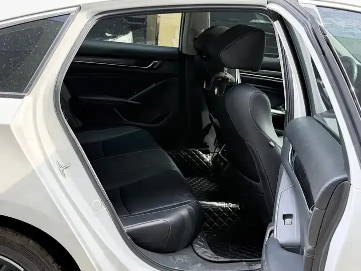 Accord 2022 260TURBO Magic Night Premium Edition 10