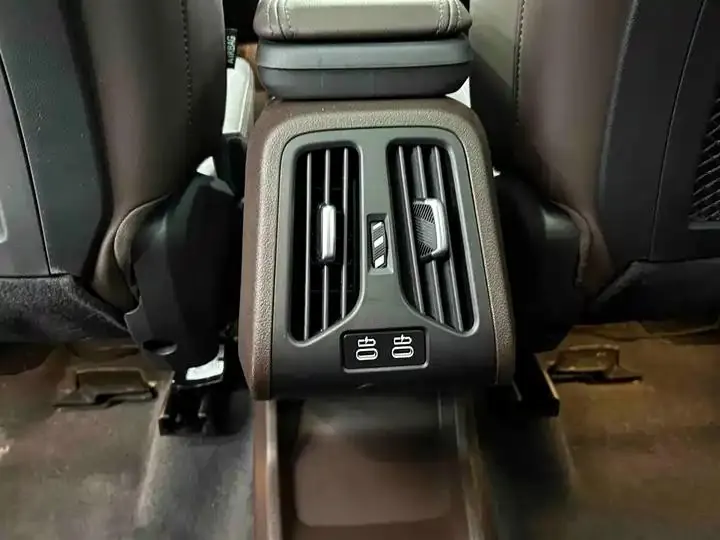 BMW X1 2023 sDrive20Li X Design Set 15